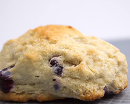 Fluffy Air Fryer Blueberry Scones: Quick & Delicious Treat