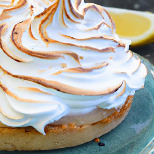 The Zesty Allure of Classic Lemon Meringue Pie Delight