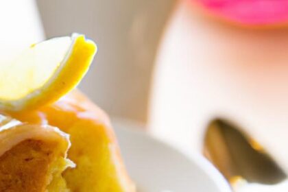 Zesty Lemon Mug Cake: Quick, Tangy Delight in Minutes