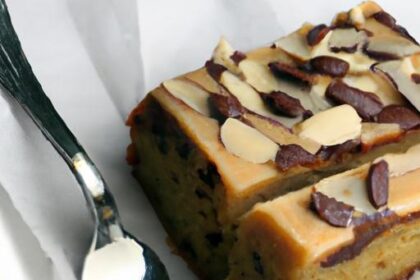 Decadent Almond Butter Blondies: A Nutty Twist on Sweet Bliss