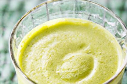Energize Your Day: Irresistible Matcha Green Tea Smoothies
